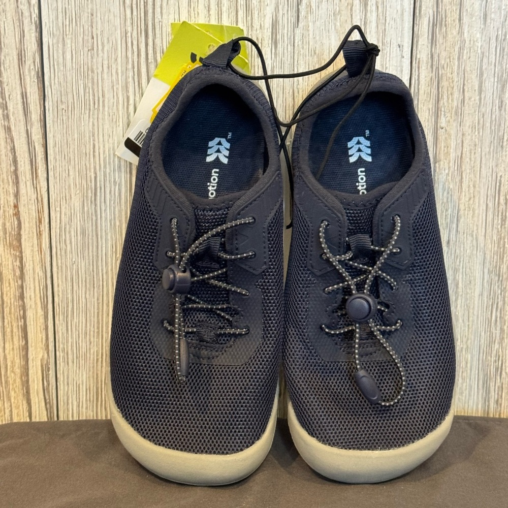 All in Motion Navy Blue Water Shoes With Gray Soles Sz 1 NWT